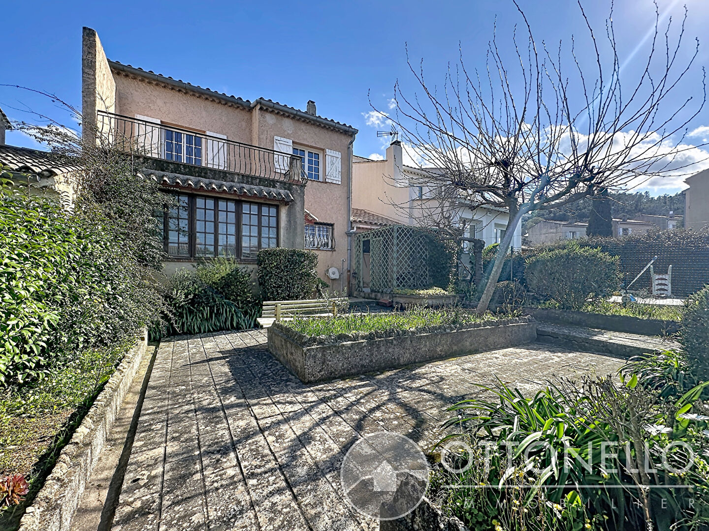 Maison Roquebrune Sur Argens 4 pièces 76,69 m2 avec jardin et garage