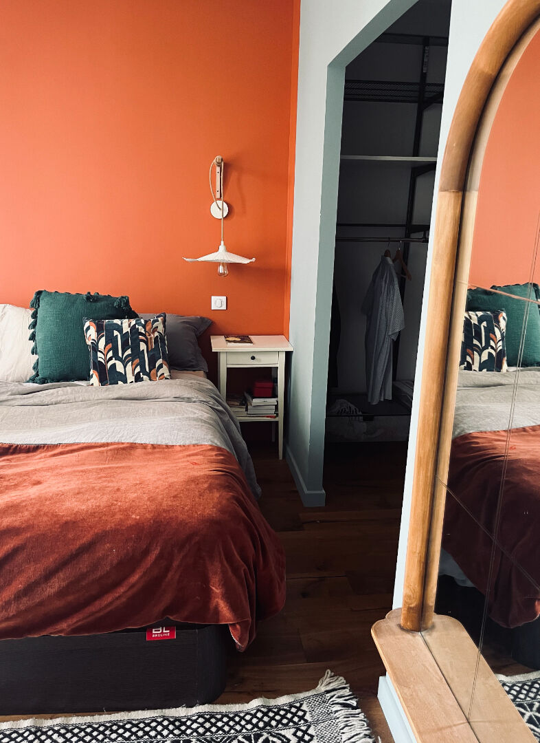 Photo EXCLUSIVITE   Sud de Beaune, Vue sur les vignes, belle maison  ancienne avec jardin clos, cave et garage. image 3/6