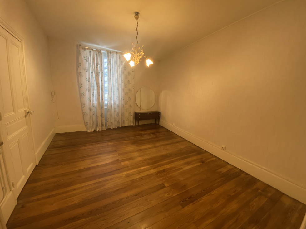 Photo Maison Bourgeoise 7 pièces de 121m² image 5/6