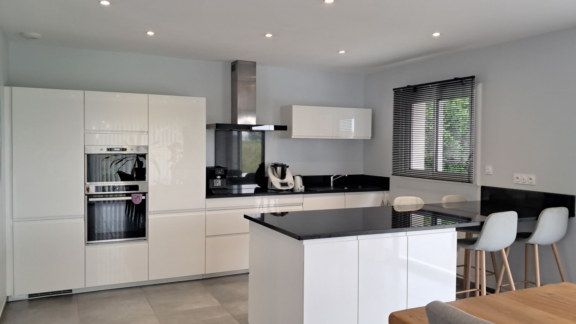 Photo EXCLUSIF   Beaune Est .10 mns image 3/6