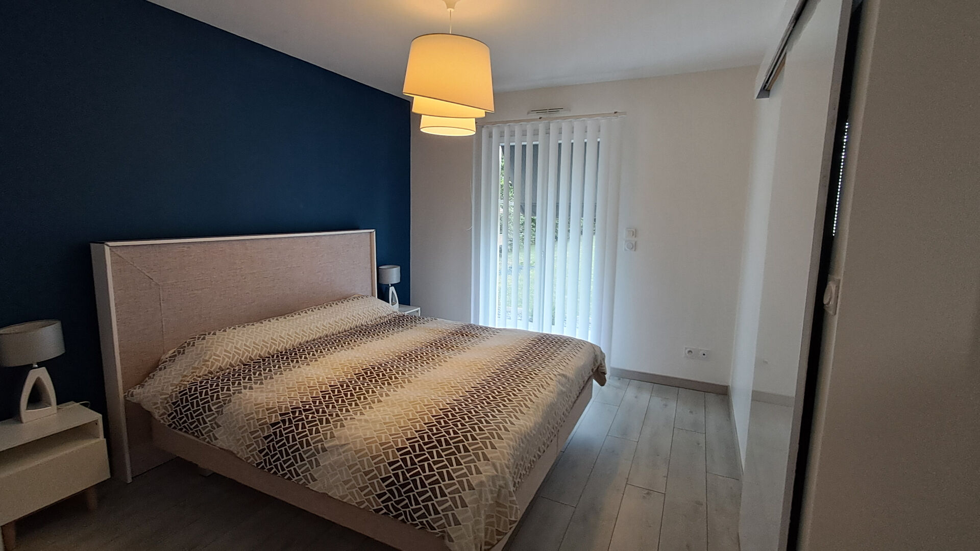 Photo EXCLUSIF   Beaune Est .10 mns image 5/6