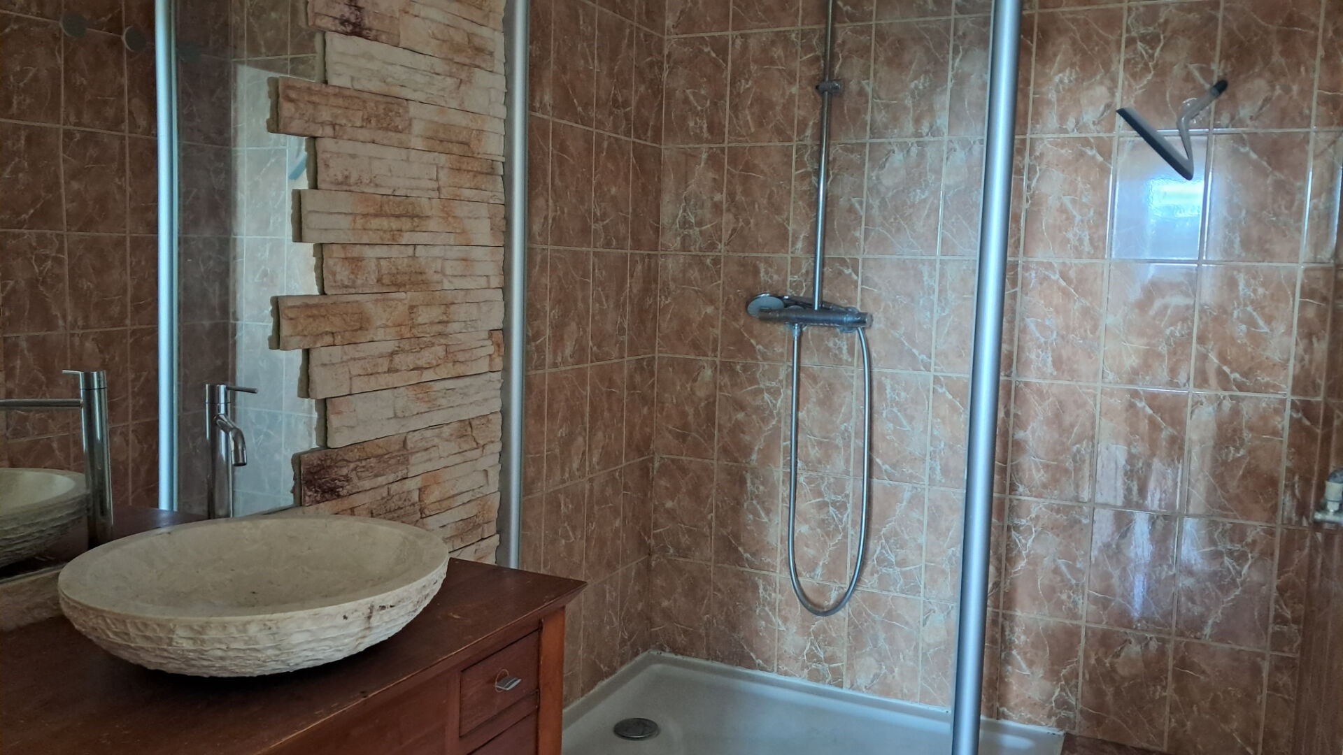 Photo SOUS COMPROMIS  Appartement Beaune type 4 image 2/3