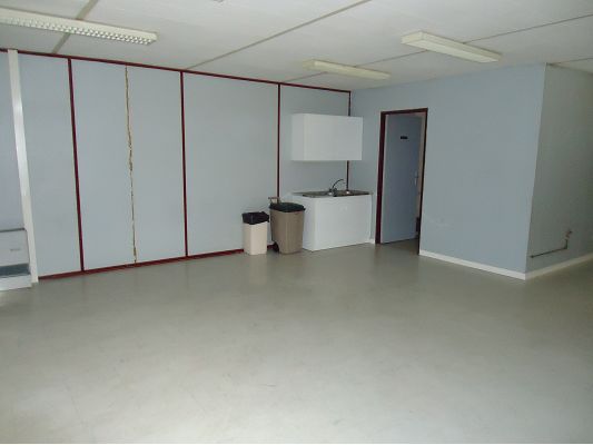 Photo A LOUER A TOULOUSE BUREAUX DE 216M² image 1/2