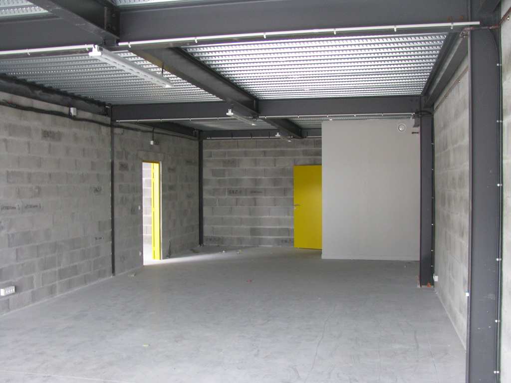 Photo A VENDRE LOCAL D'ACTIVITE DE 336m² image 4/4