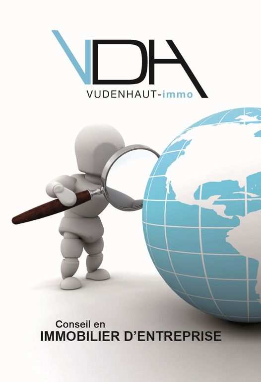 Photo Bureaux dans Maison de prestige de  900M² image 2/2