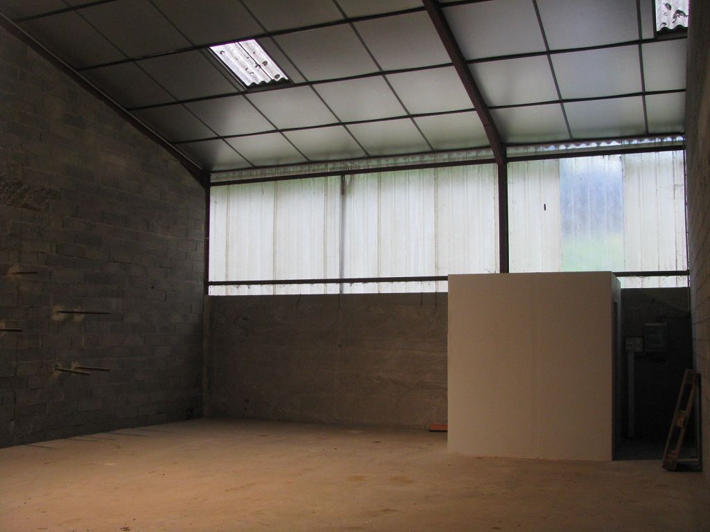 Photo A LOUER A LAHONCE LOCAL DE 80M² image 1/4