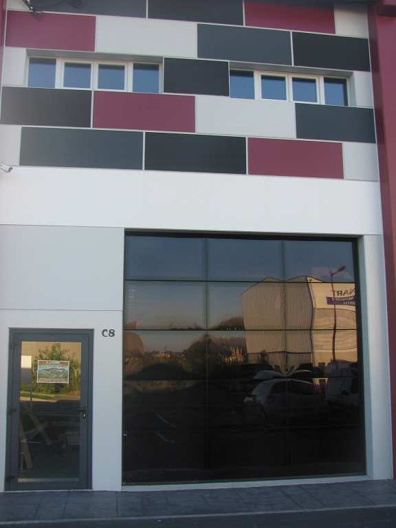 Photo A LOUER A LAHONCE DEPOT DE 124M² image 2/2