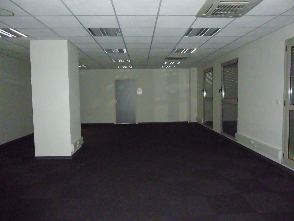 Photo A LOUER A TOURNEFEUILLE BUREAUX DE 70M² image 1/4