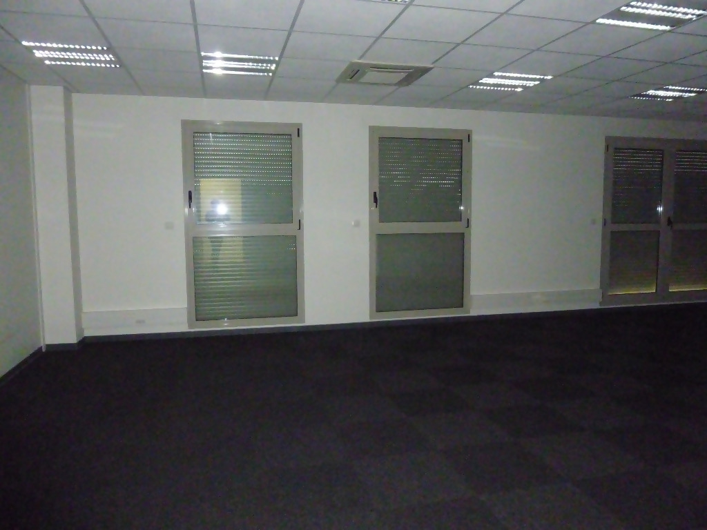 Photo A LOUER A TOURNEFEUILLE BUREAUX DE 70M² image 3/4
