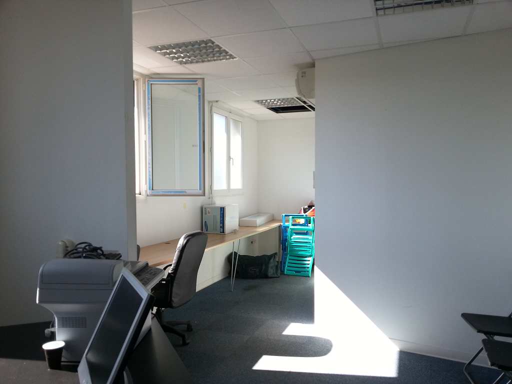 A vendre A TOULOUSE BUREAUX DE 490M² EN ZFU