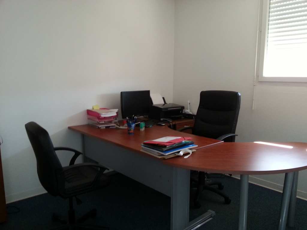 Photo A VENDRE A TOULOUSE BUREAUX DE 190M² EN ZFU image 2/2