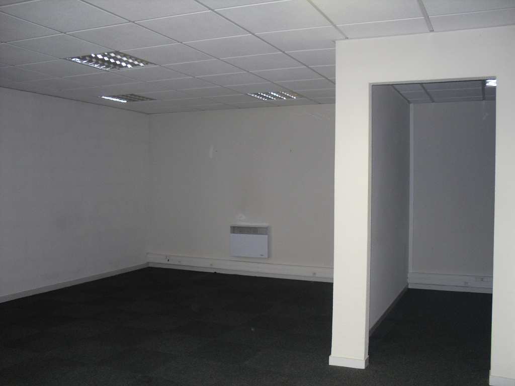 Photo RAMONVILLE ST AGNE BUREAUX DE 80M² image 2/5