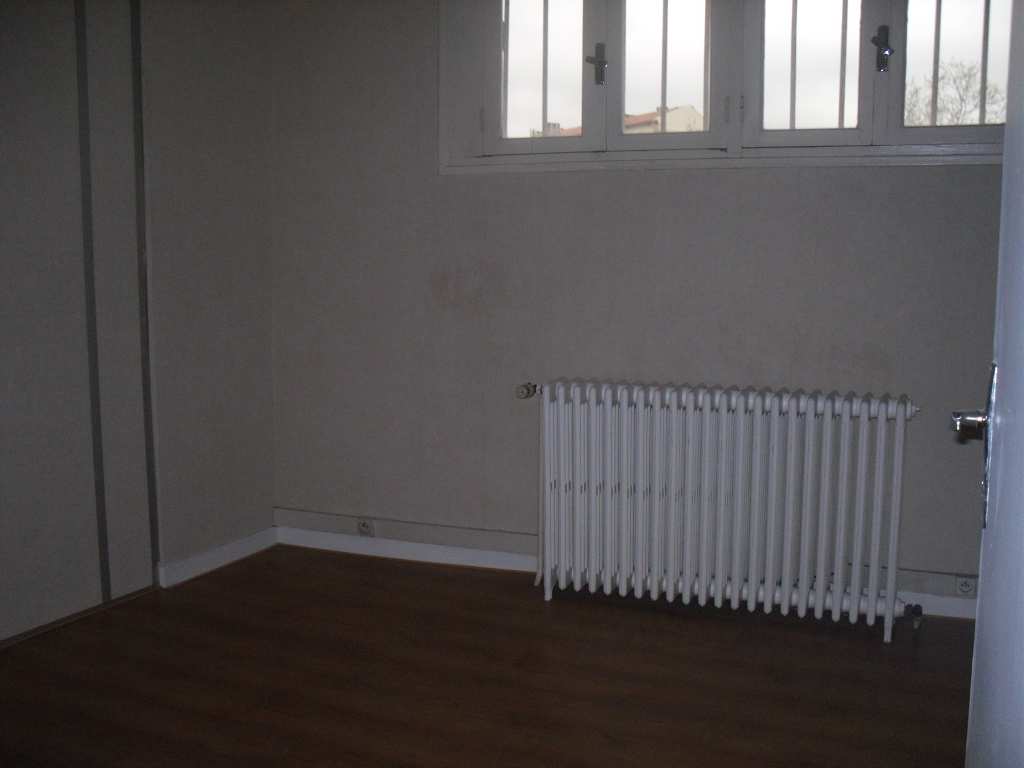 Photo A LOUER A TOULOUSE BUREAUX DE 240M² image 1/4