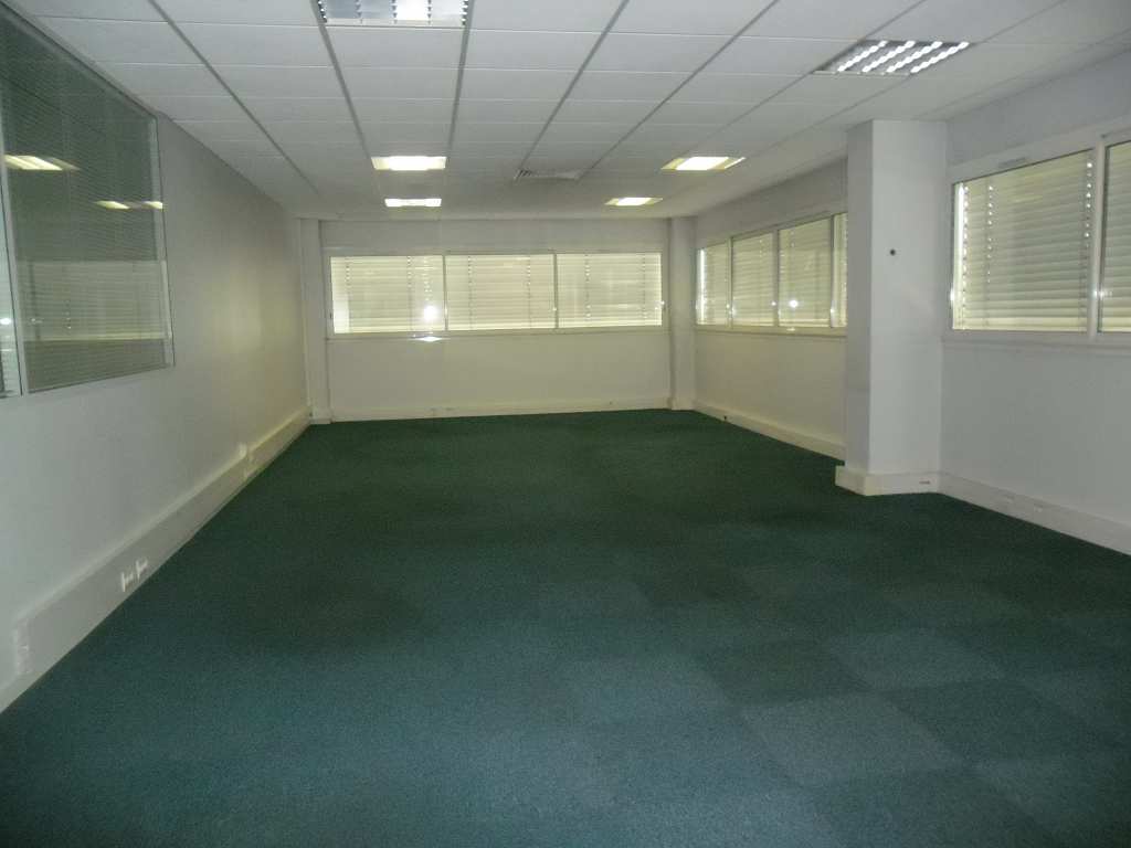 Photo A LOUER A BLAGNAC BUREAUX 119 M² image 1/2