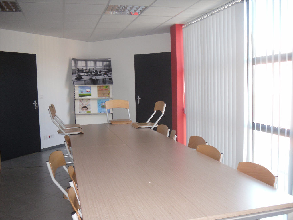 A LOUER A TOULOUSE BUREAUX DE 153 M²