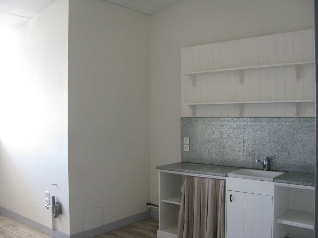 Photo A LOUER BAYONNE bureaux 640m² image 4/6