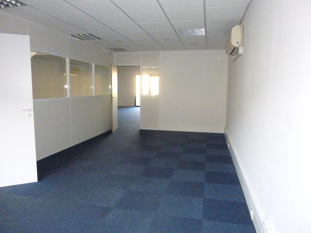 Photo BALMA BUREAUX DE 256 M² image 2/6