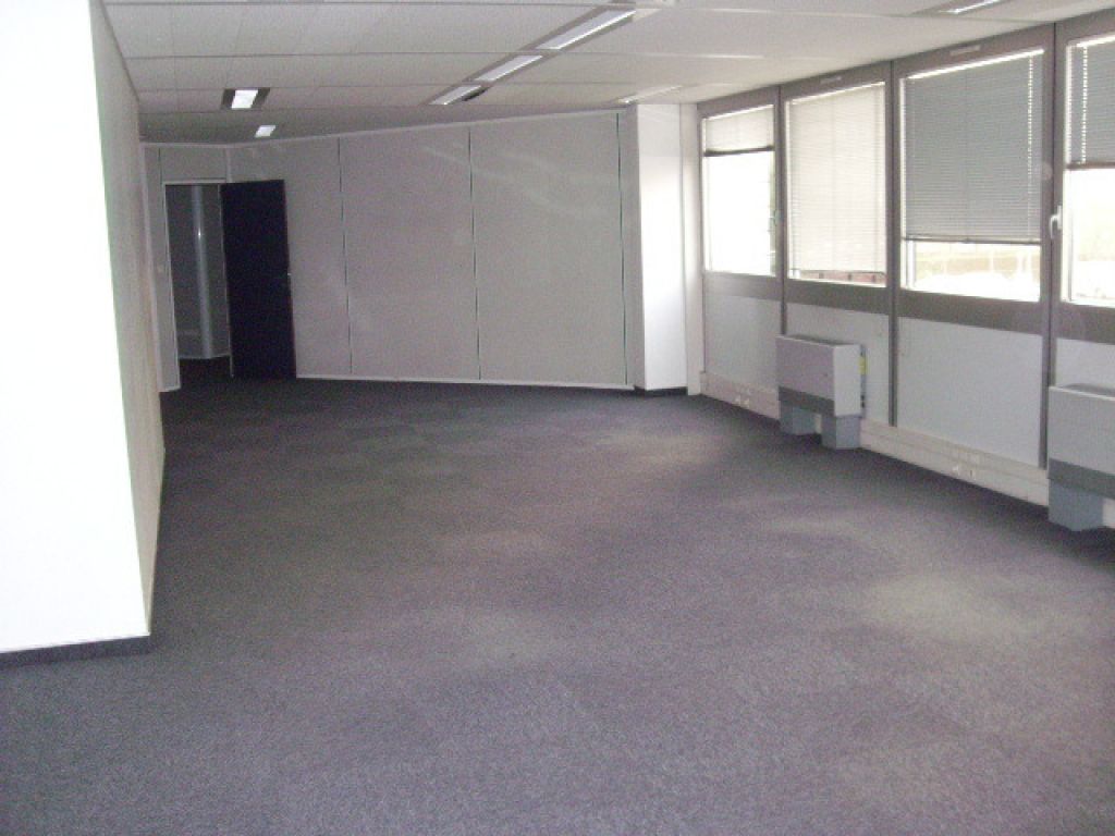 Photo BLAGNAC BUREAUX DE 326 M² image 2/2