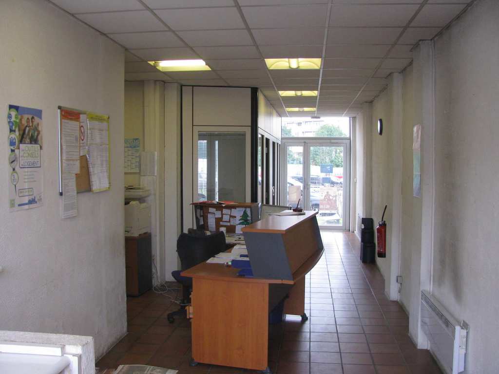 Photo A LOUER A  ANGLET LOCAL COMMERCIAL/BUREAUX DE 119m² image 2/3