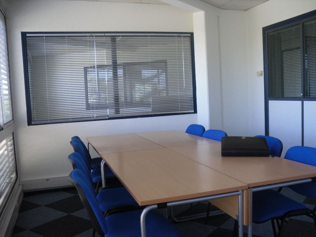 BUREAUX A TOULOUSE  19 M²