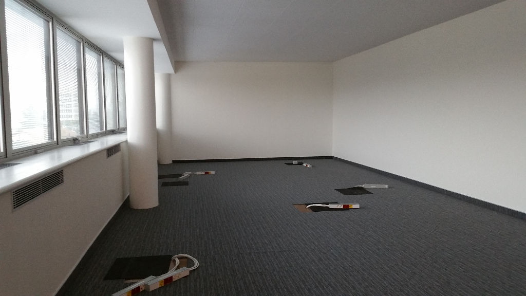 Photo A louer Bureaux à Toulouse de 283 m2 image 1/6