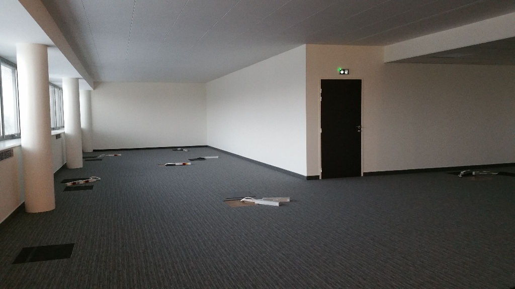 Photo A louer Bureaux à Toulouse de 283 m2 image 2/6