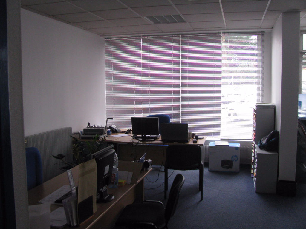 Photo A LOUER local / bureaux Anglet 111m² image 3/4