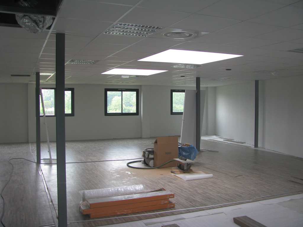 Photo A LOUER proche BAYONNE bureaux 165m² image 2/2