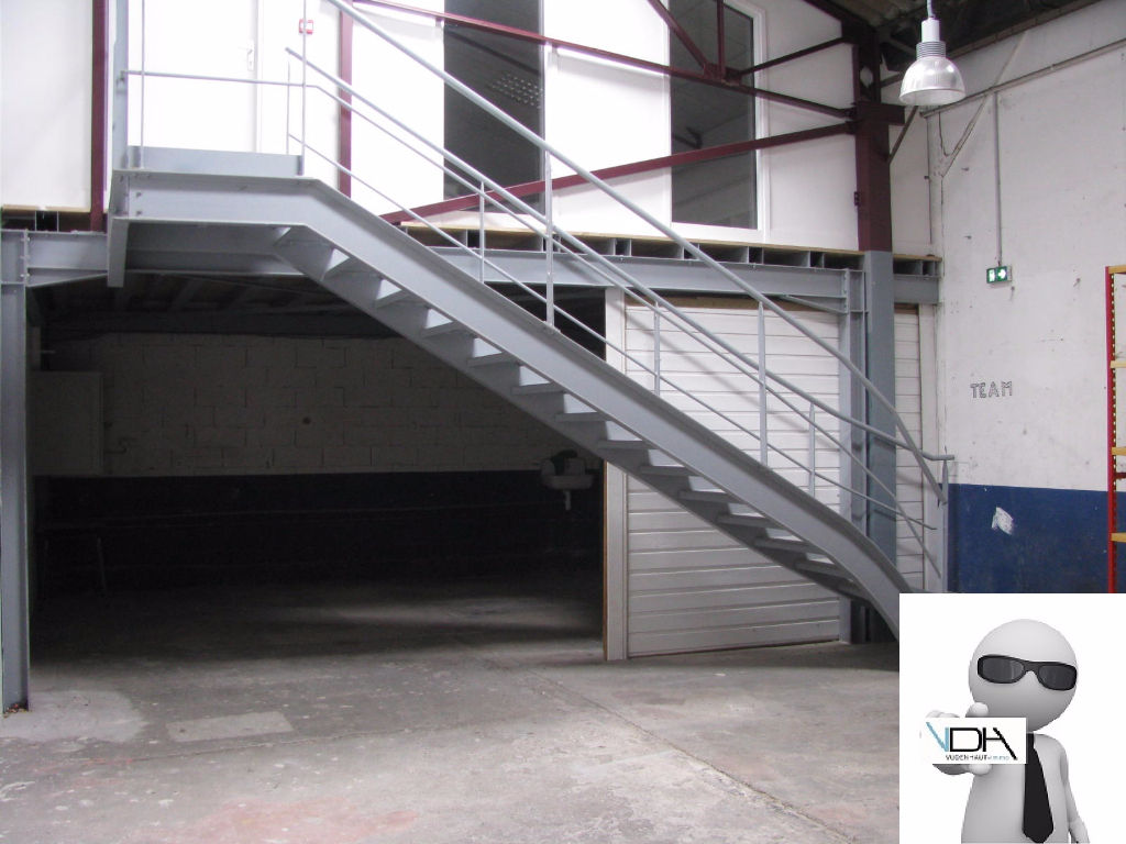 A LOUER BIARRITZ dépôt de 240m²