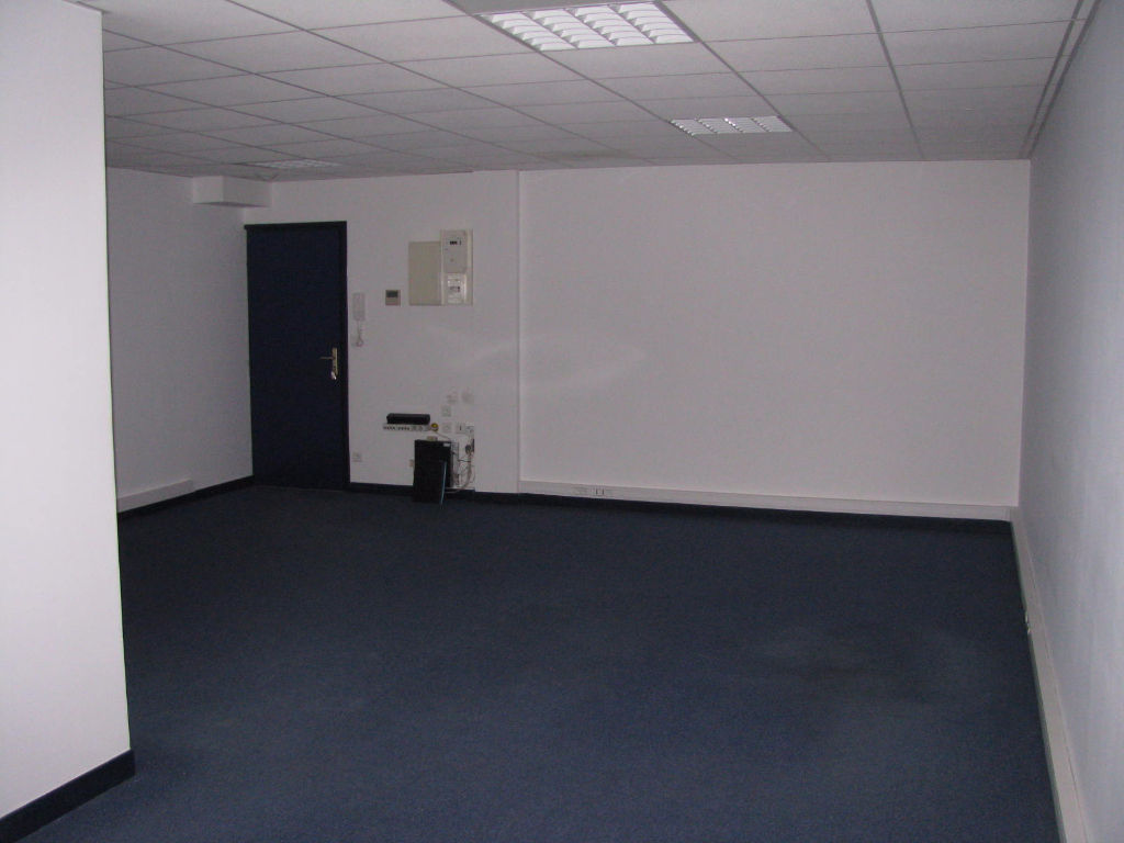 Photo A LOUER ANGLET Bureaux de 51m² image 1/4