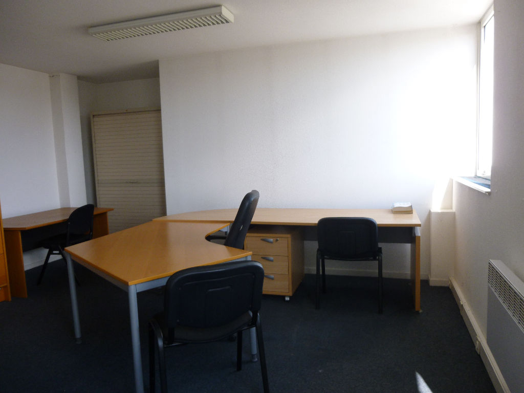 A LOUER PORTET SUR GARONNE BUREAUX 20 M²