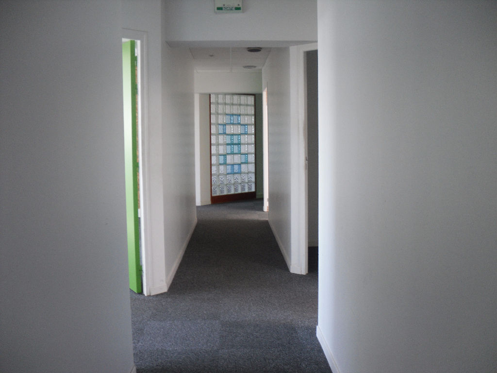 Photo A LOUER A TOULOUSE BUREAUX DE 211 M² image 3/4