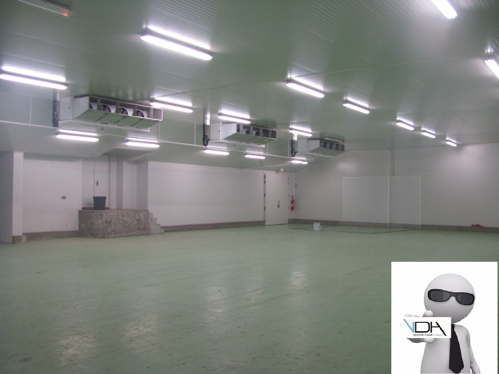 A LOUER A BAYONNE entrepôt de 790m²