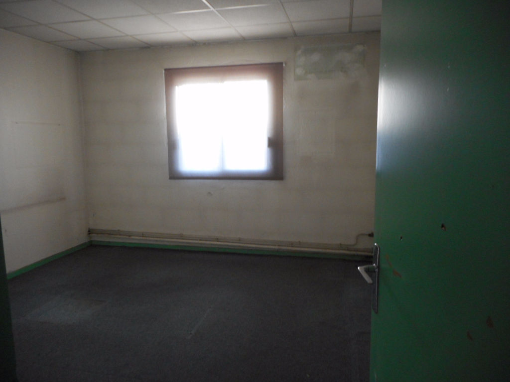 Photo local activité de 425 m² environ image 3/6