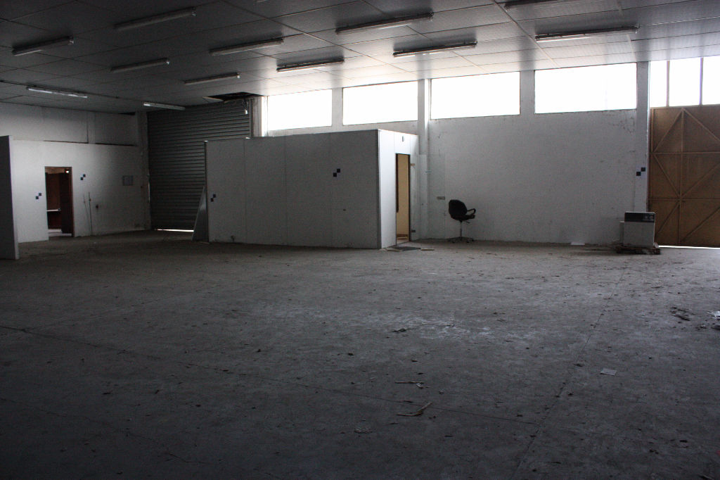Photo A VENDRE A L'UNION LOCAL DE 2355 M² image 3/5
