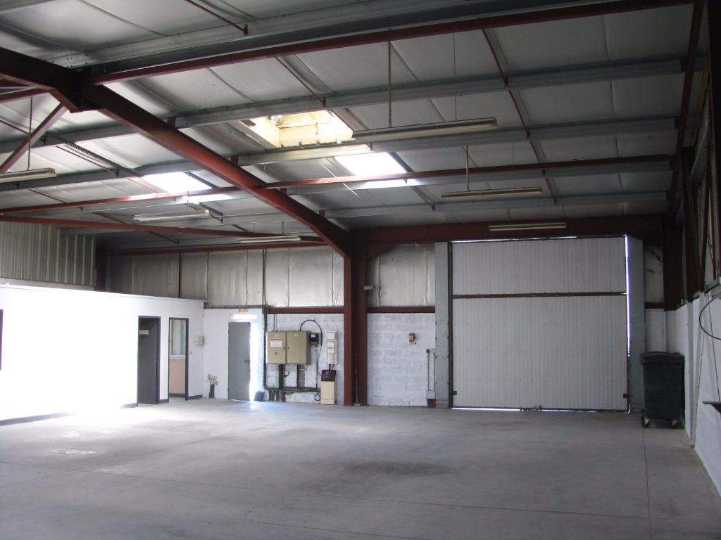 Photo TARNOS Local d'activité 290m² image 4/5