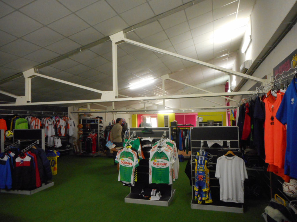 Photo Local d'activité Fonbeauzard 380 m2 image 2/4