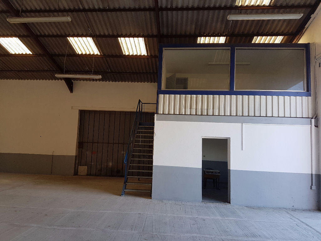 Photo Local d'activité  300 m2 image 2/5