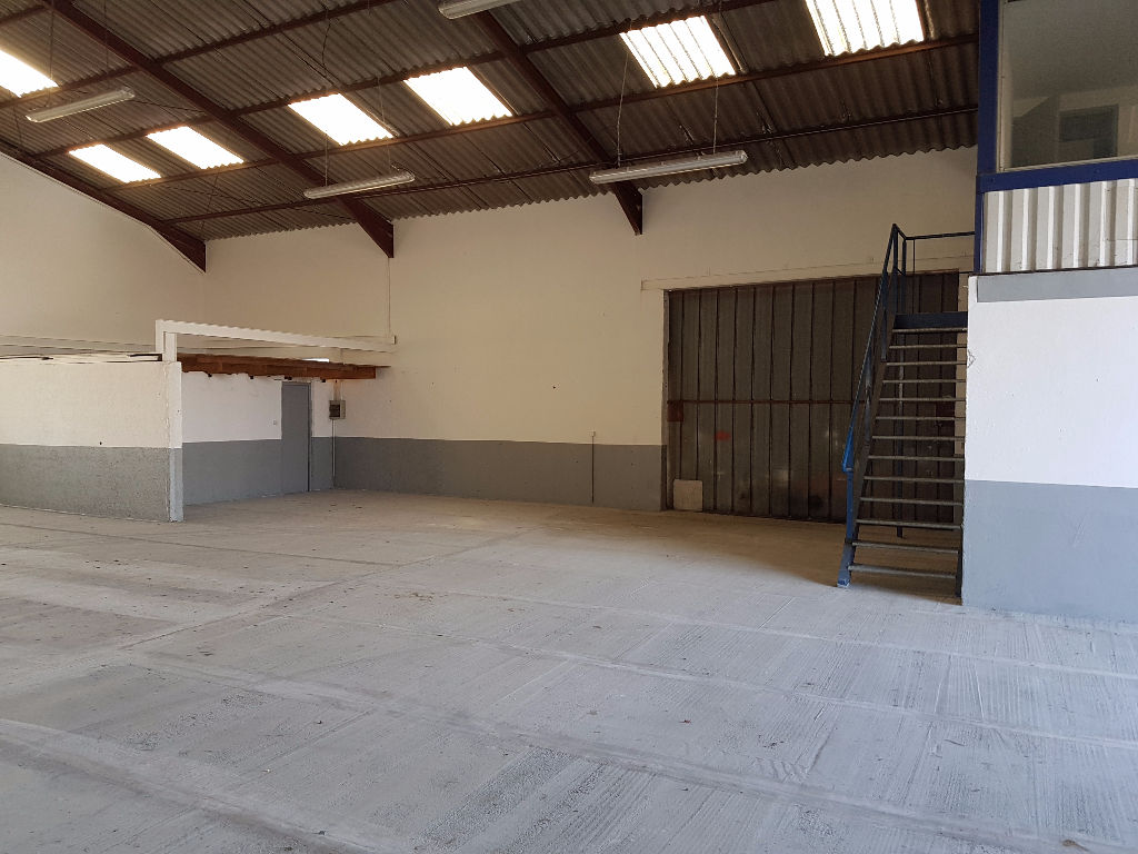 Photo Local d'activité  300 m2 image 3/5