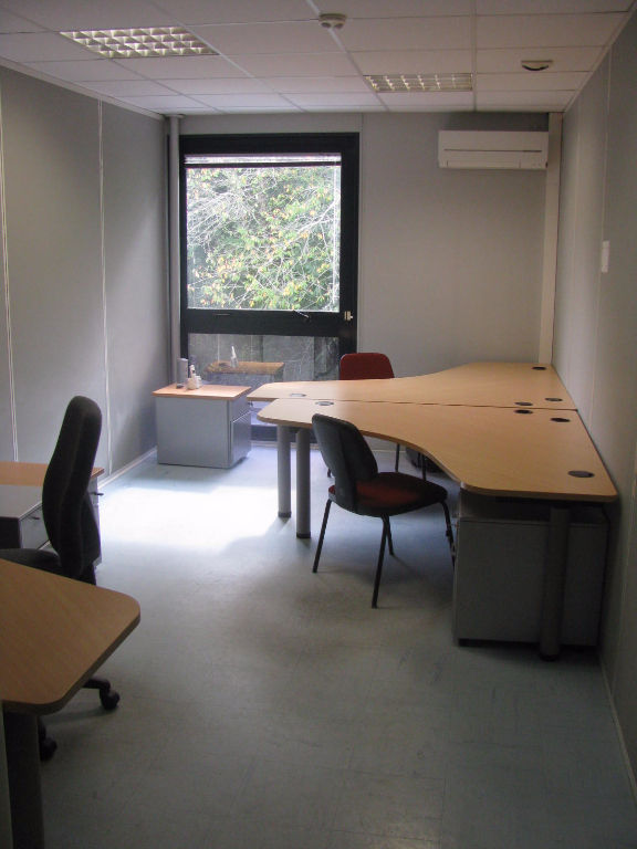 Photo A BIDART bureaux de 185 m² image 2/5