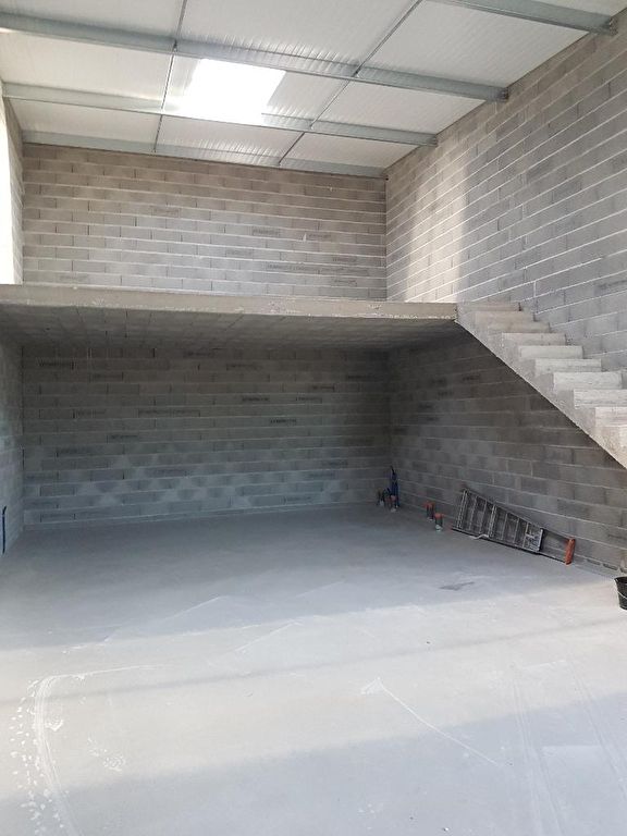 Photo Local d'activité Plaisance Du Touch 100 m2 image 2/2