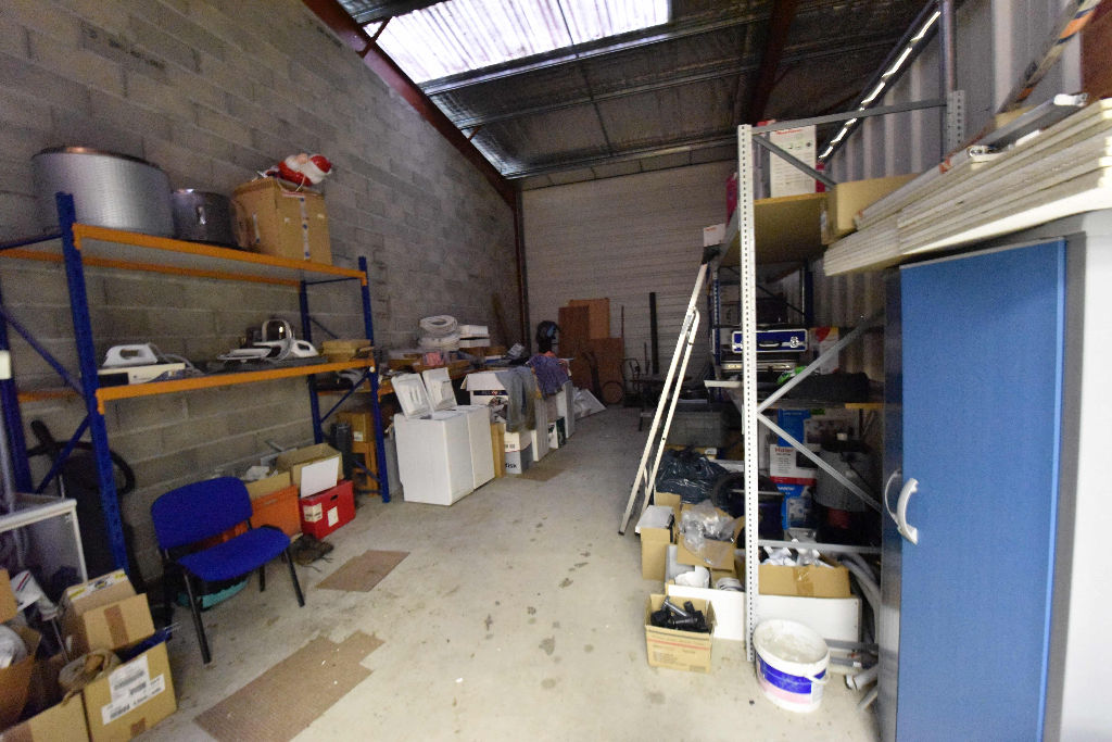 Photo Local d'activité Venerque 200 m2 image 2/3