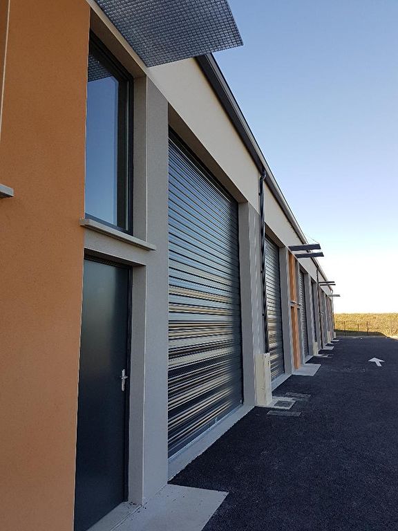 Photo Local d'activité Plaisance Du Touch 100 m2 image 1/3