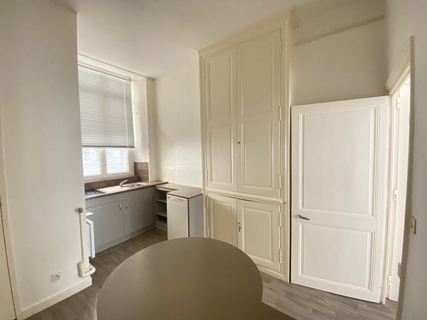 Photo LAVAL APPARTEMENT T1BIS image 2/3