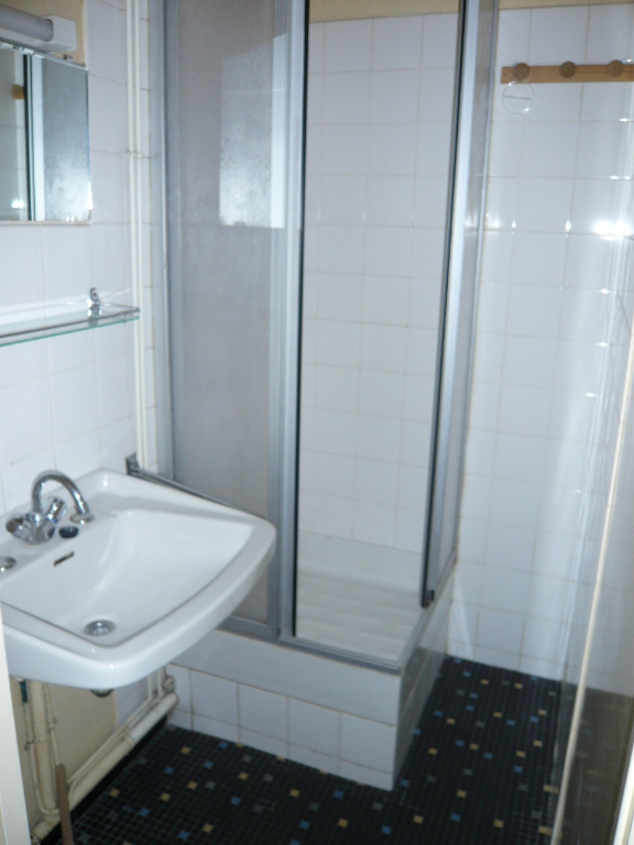 Photo Appartement T1bis LAVAL image 4/4