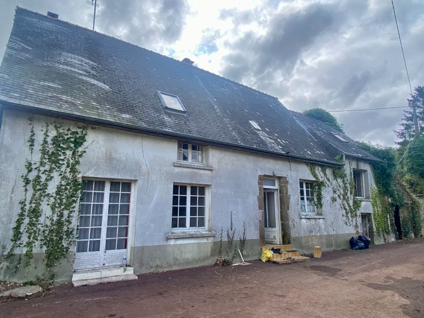 Longère Montenay à rénover