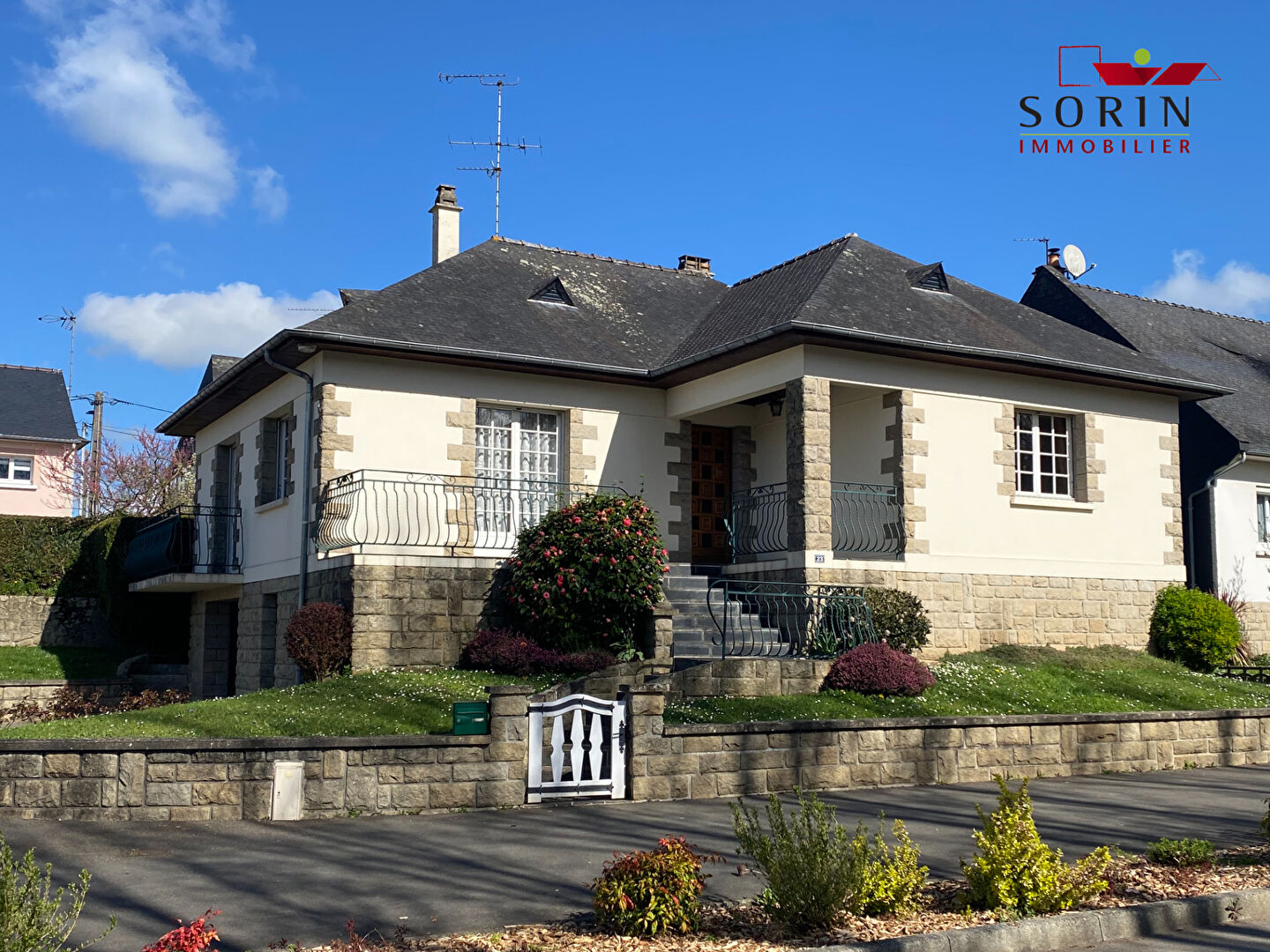 Photo Pavillon ERNEE - 3 chambres image 1/6