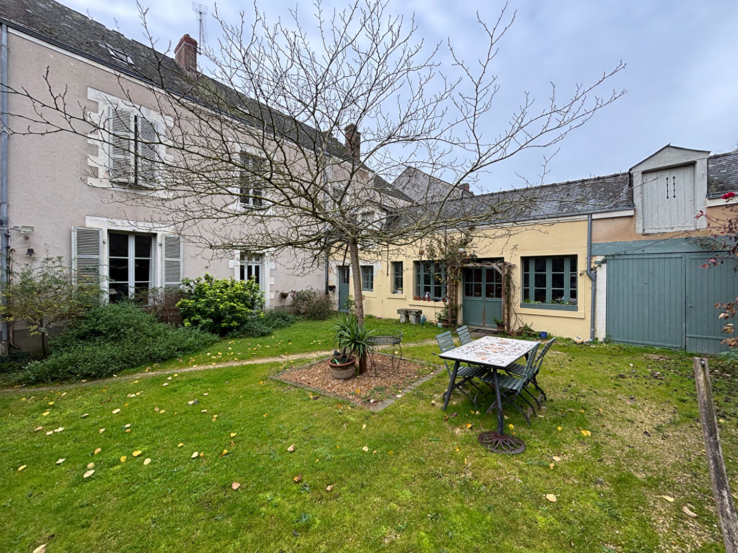 Photo MAISON DE CARACTERE CH-GONTIER CENTRE image 1/6