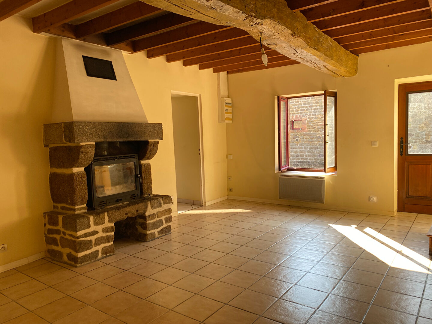 Photo Maison SAINT-DENIS-DE-GASTINES image 3/6