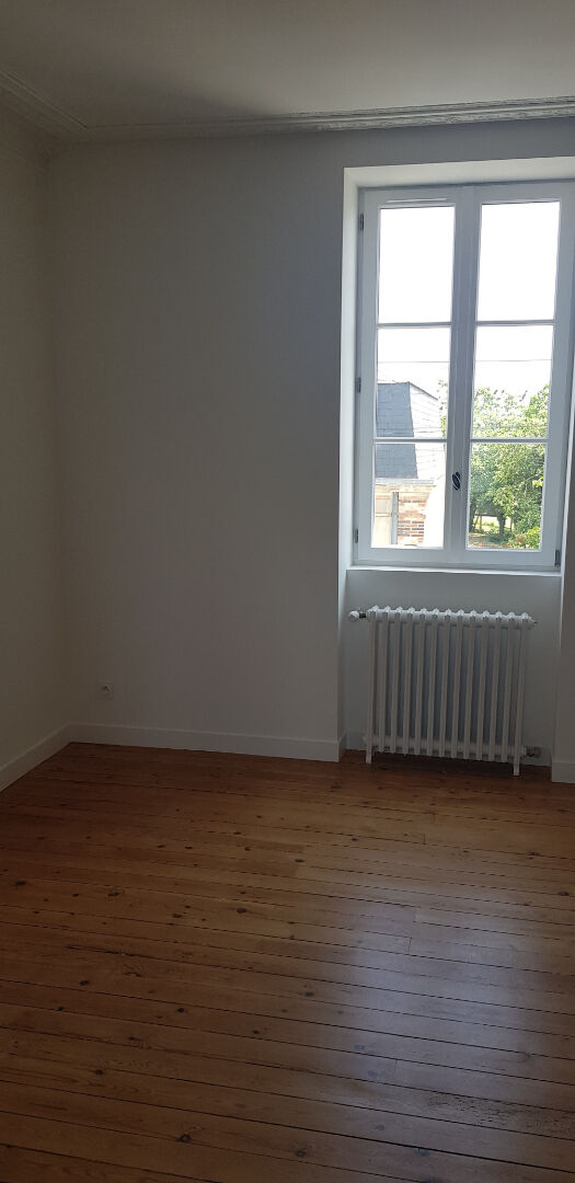 Photo Maison Chateau Gontier Sur Mayenne 8 pièce(s) 136.48 m2 image 4/6